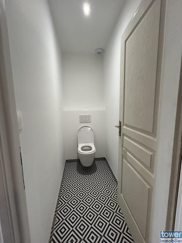 Maison - 206 m² - 6 pièces