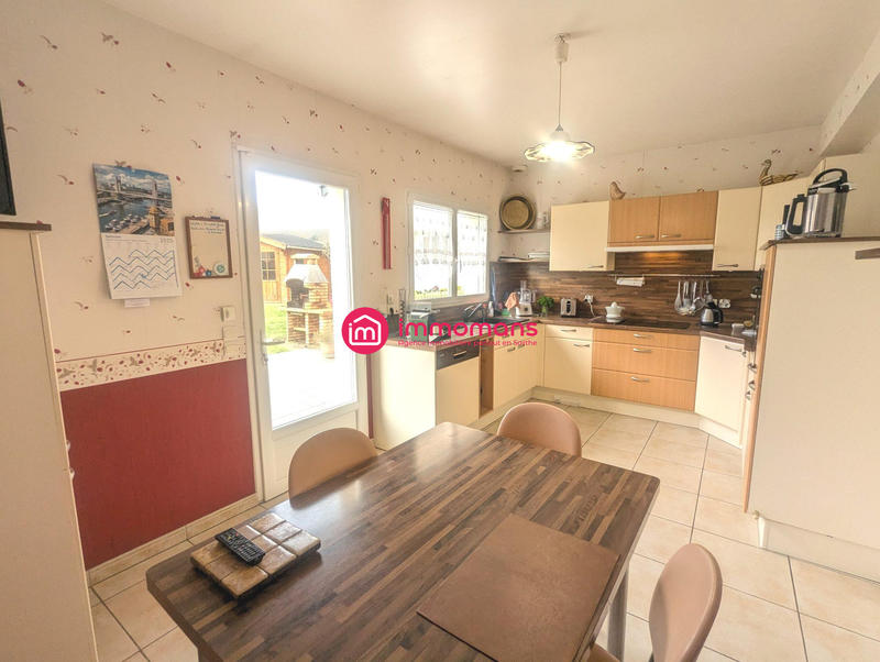 Maison - 164 m² - 8 pièces