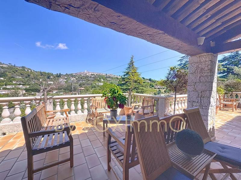 Villa - 372 m² - 9 pièces