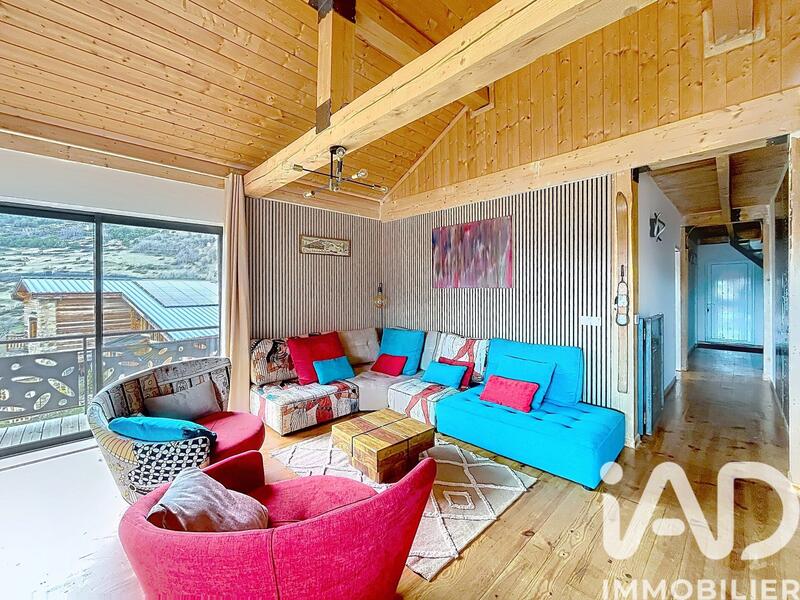 Maison - 120 m² - 4 pièces