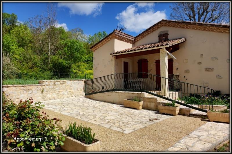 Immeuble - 324 m² - 12 pièces