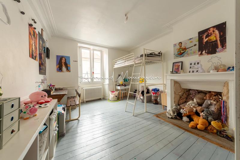 Maison - 139 m² - 6 pièces