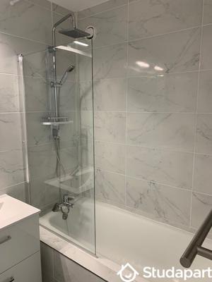 Chambre - 12 m² - 1 pièce