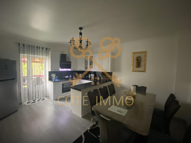 Maison - 140 m² - 6 pièces