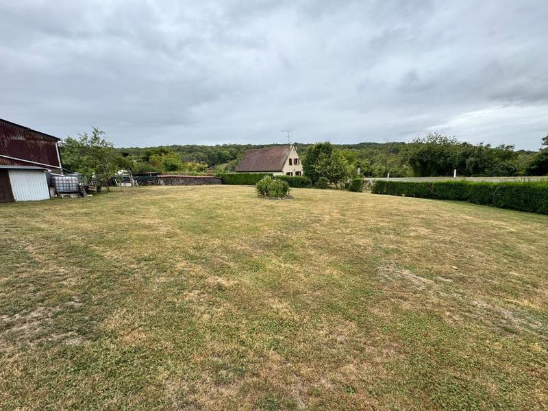 Terrain constructible - 1 206 m²