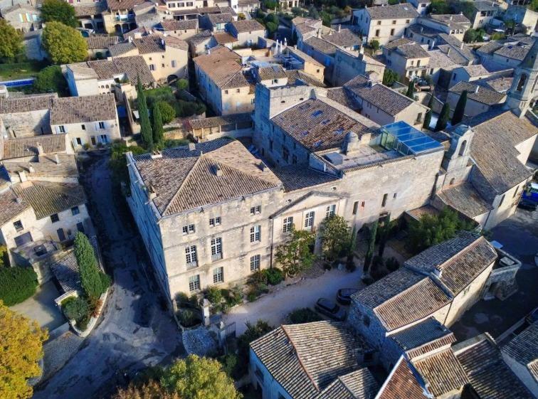 Manoir - 1 400 m² - 27 pièces