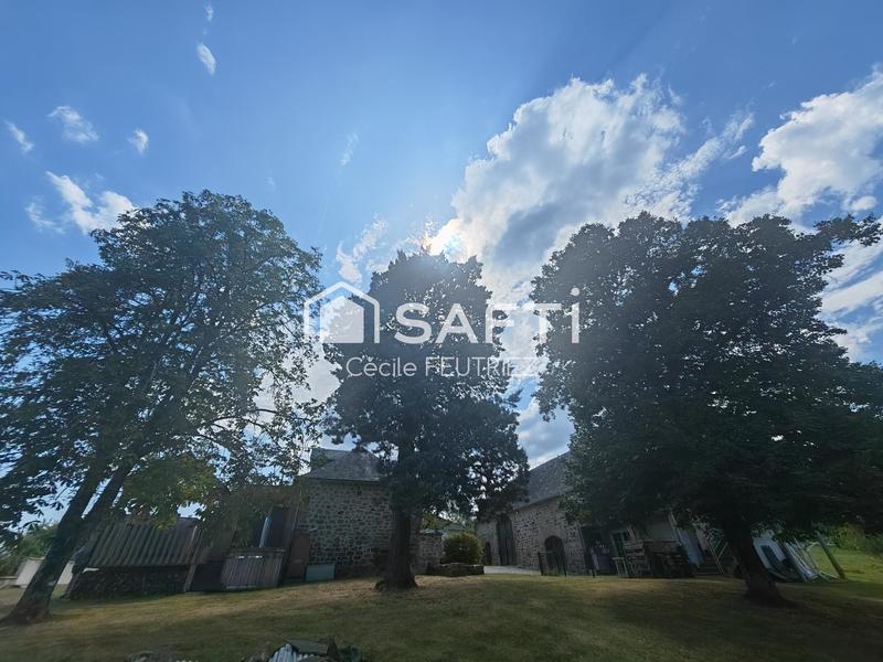 Maison - 215 m² - 9 pièces