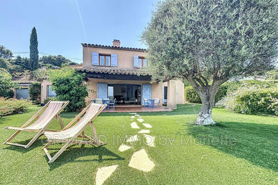 Villa - 153 m² - 6 pièces