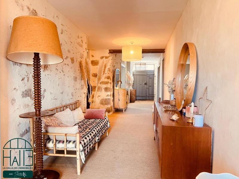 Maison - 311 m² - 9 pièces