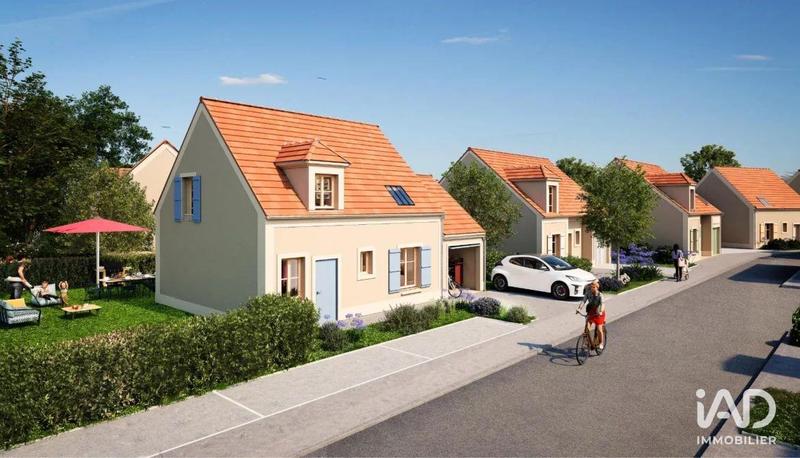 Maison - 95 m² - 5 pièces