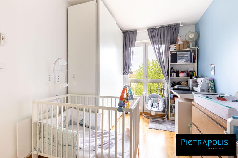 Appartement - 64 m² - 3 pièces