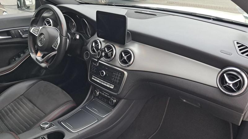 Mercedes Cla Shooting Brake Classe 220 d 177 7g-Dct Fascination Amg