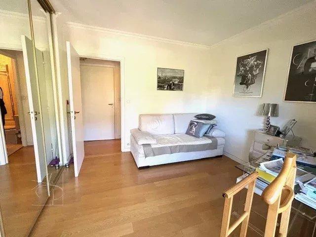 Appartement - 84 m² - 3 pièces