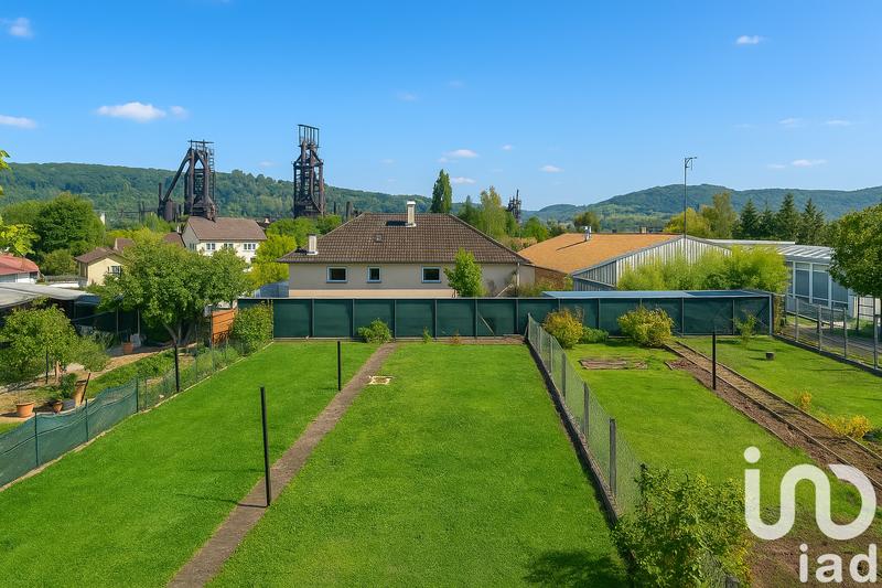 Maison - 111 m² - 6 pièces