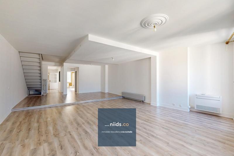 Appartement - 165 m² - 5 pièces