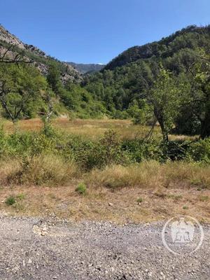 Terrain - 73 209 m²