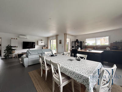 Maison - 101 m² - 4 pièces