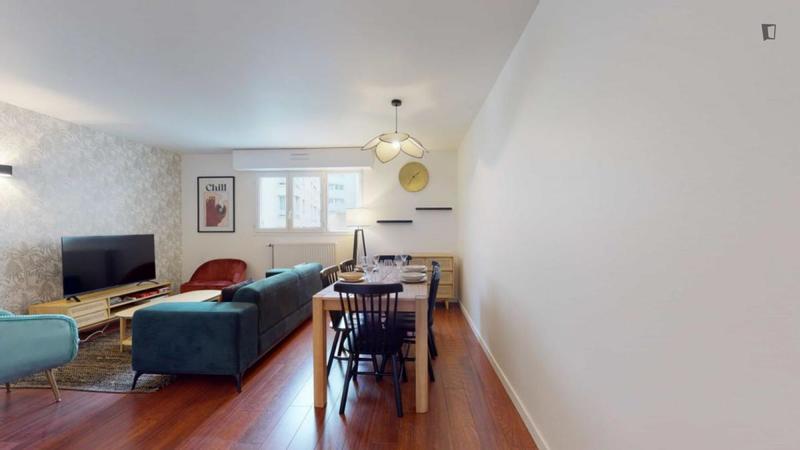 Chambre - 10 m² - 5 pièces