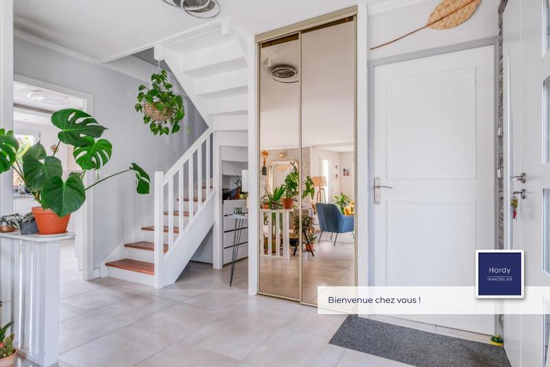 Maison contemporaine - 150 m² - 6 pièces