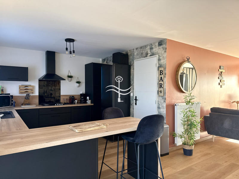 Maison - 93 m² - 5 pièces