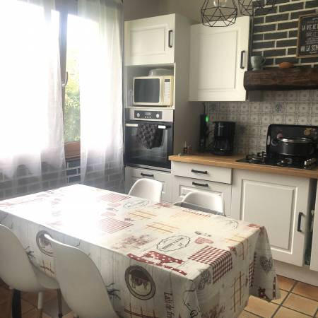 Maison - 144 m² - 7 pièces