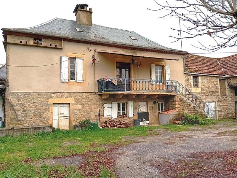 Corps de ferme - 280 m² - 2 pièces