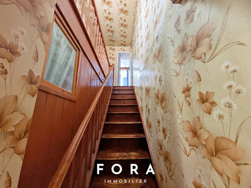 Maison - 145 m² - 6 pièces