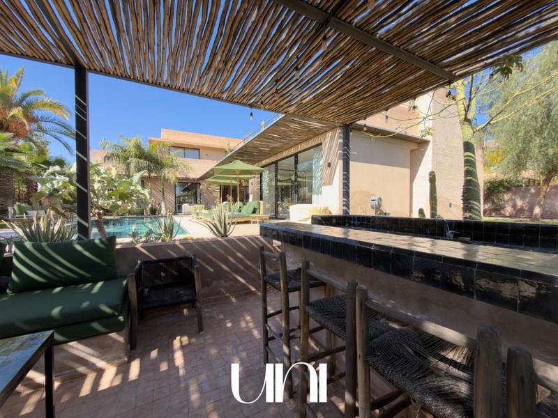 Villa - 640 m² - 11 pièces