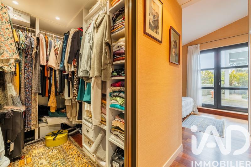 Appartement - 149 m² - 4 pièces