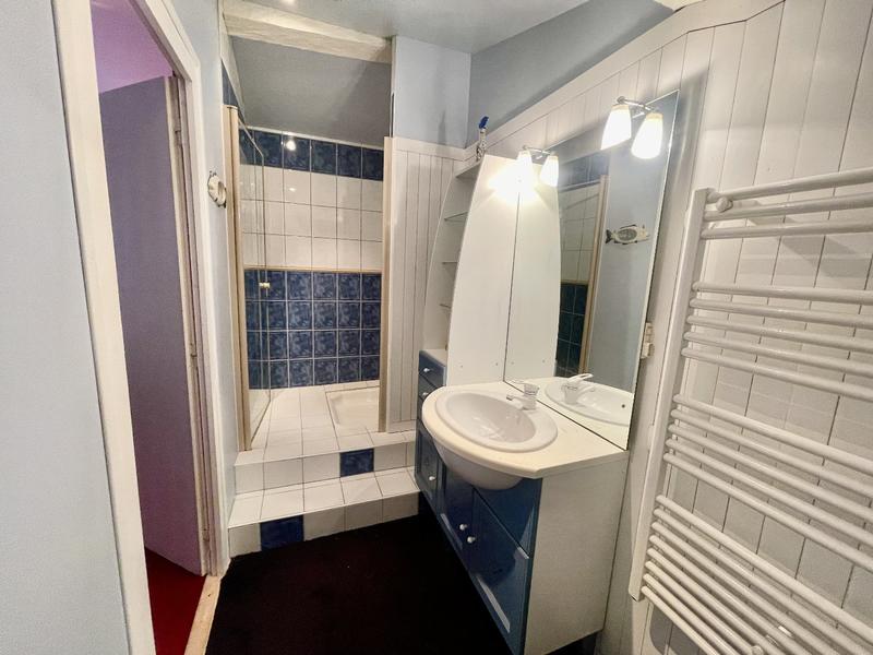 Maison - 433 m² - 10 pièces