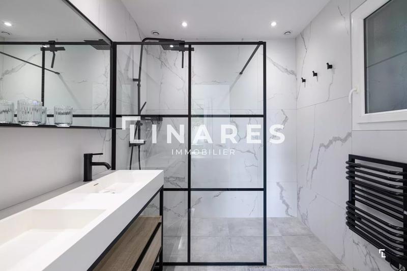 Villa - 226 m² - 5 pièces