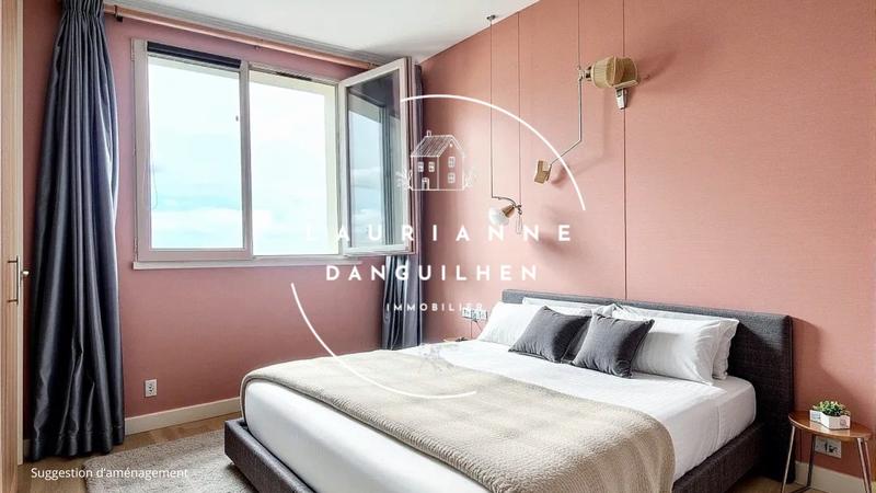 Appartement - 81 m² - 5 pièces