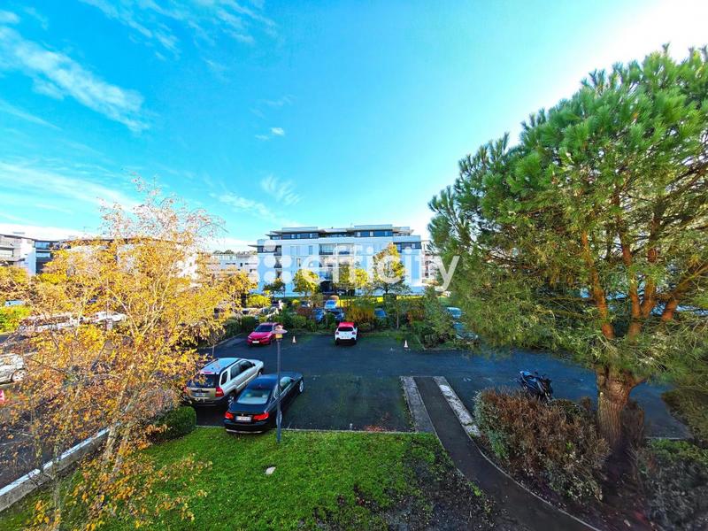 Appartement - 75 m² - 3 pièces