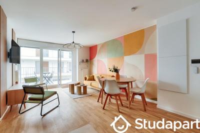 Chambre - 9 m² - 1 pièce