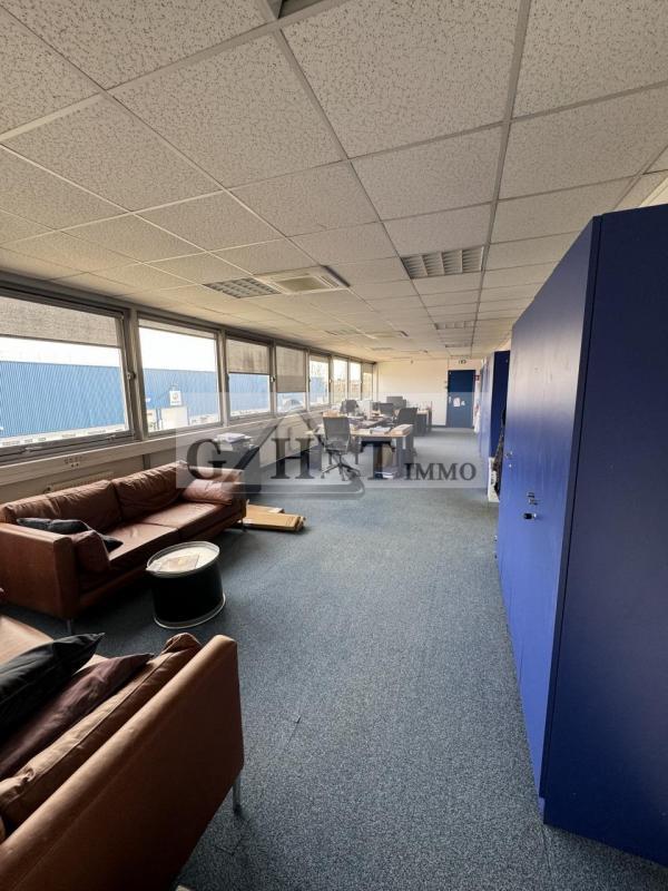 Entrepôt - 1 504 m²