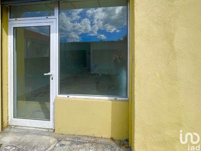 Local commercial - 85 m² - 4 pièces