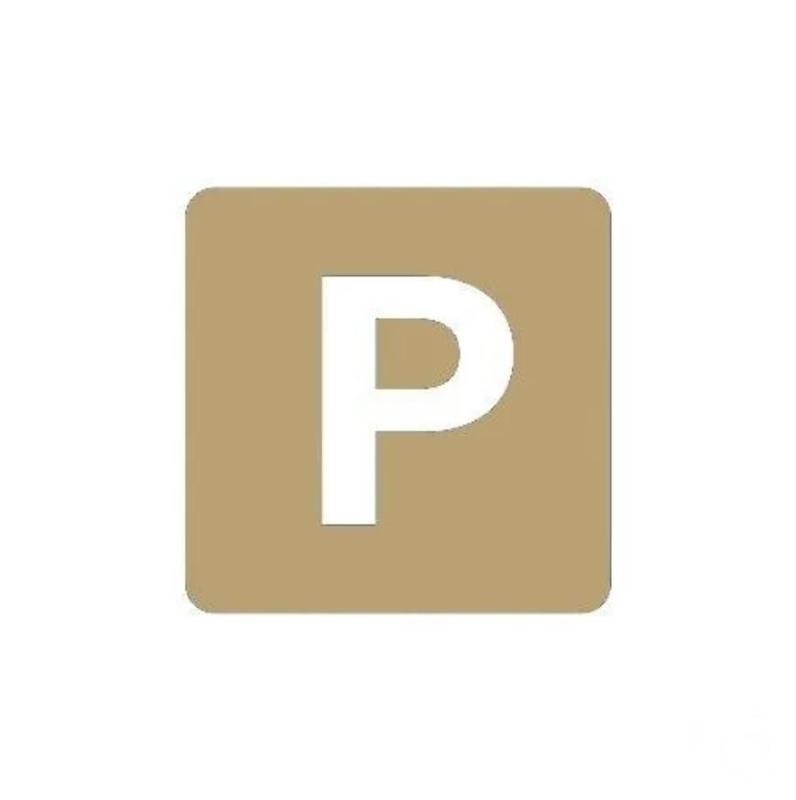 Parking / Garage