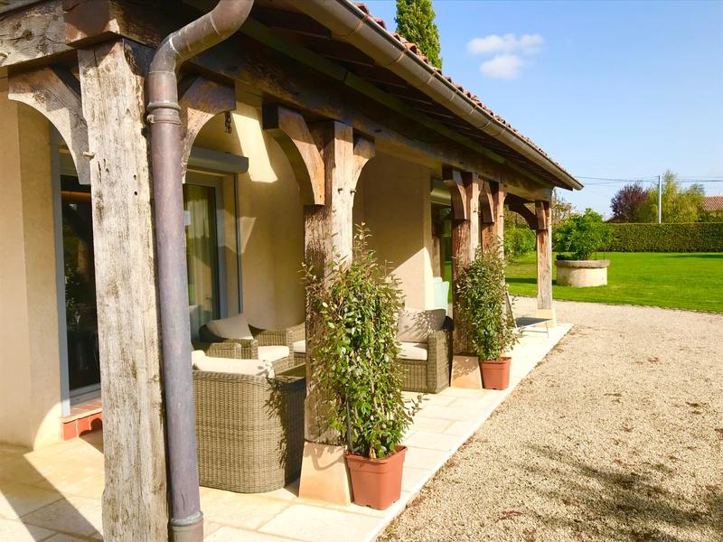 Maison - 180 m² - 8 pièces