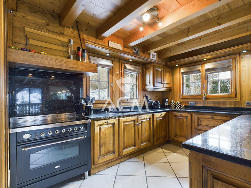 Châlet - 177 m² - 6 pièces