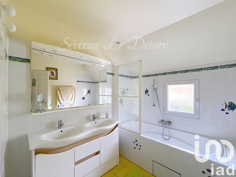 Maison - 187 m² - 9 pièces