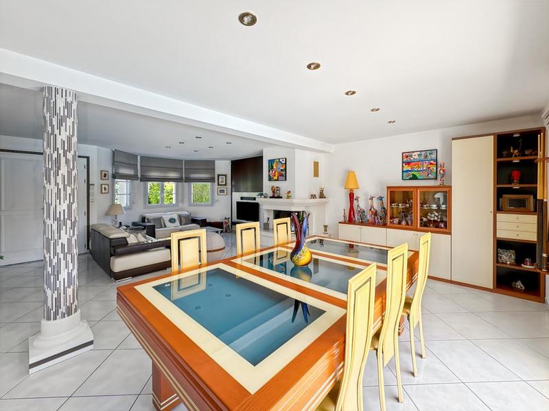 Maison - 135 m² - 6 pièces