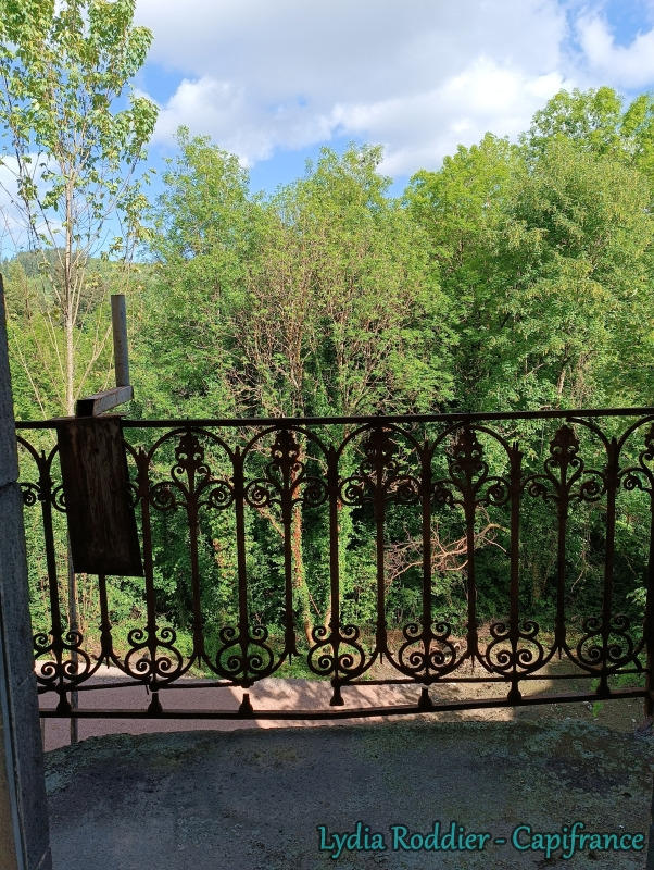 Maison - 281 m² - 11 pièces