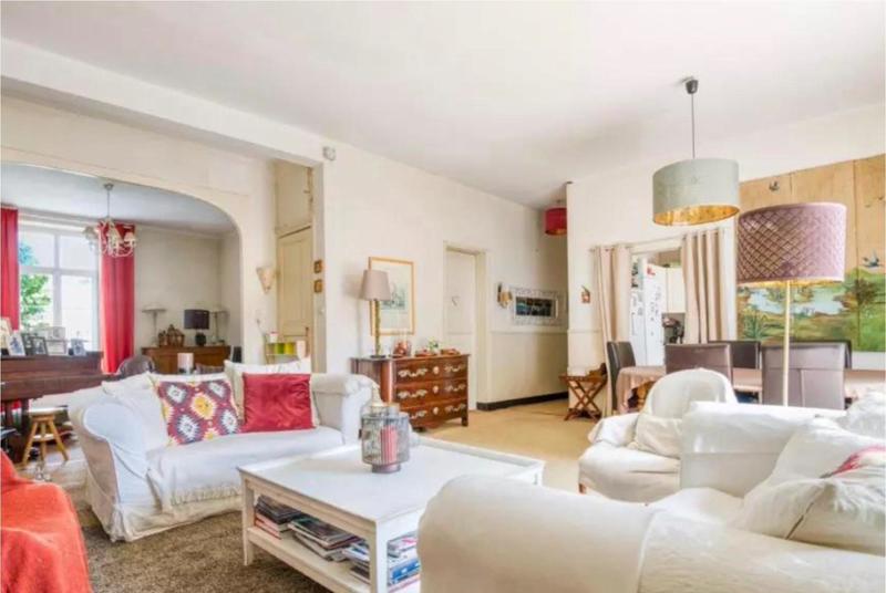 Maison - 220 m² - 9 pièces