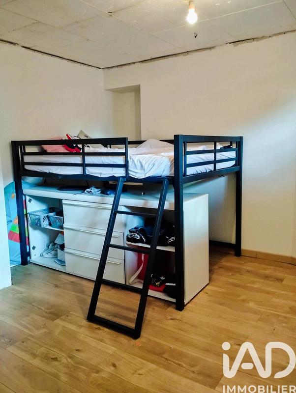 Maison - 285 m² - 5 pièces