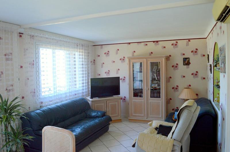 Maison - 96 m² - 5 pièces