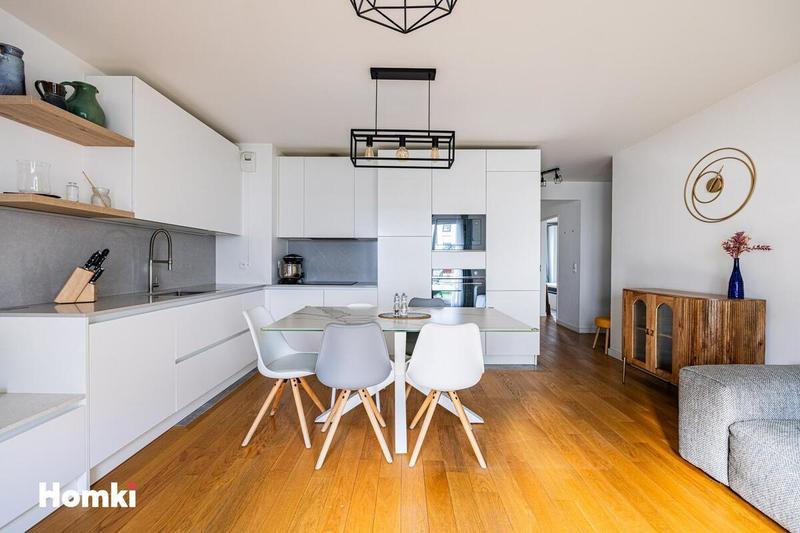 Appartement - 77 m² - 4 pièces