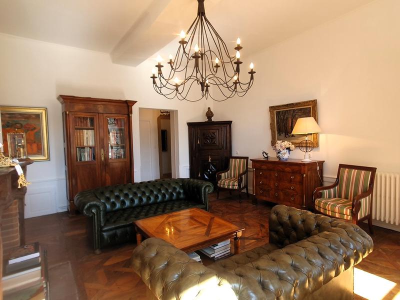 Appartement bourgeois - 130 m² - 5 pièces