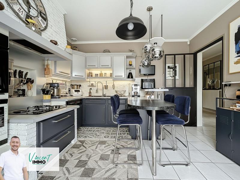 Maison ancienne - 223 m² - 14 pièces