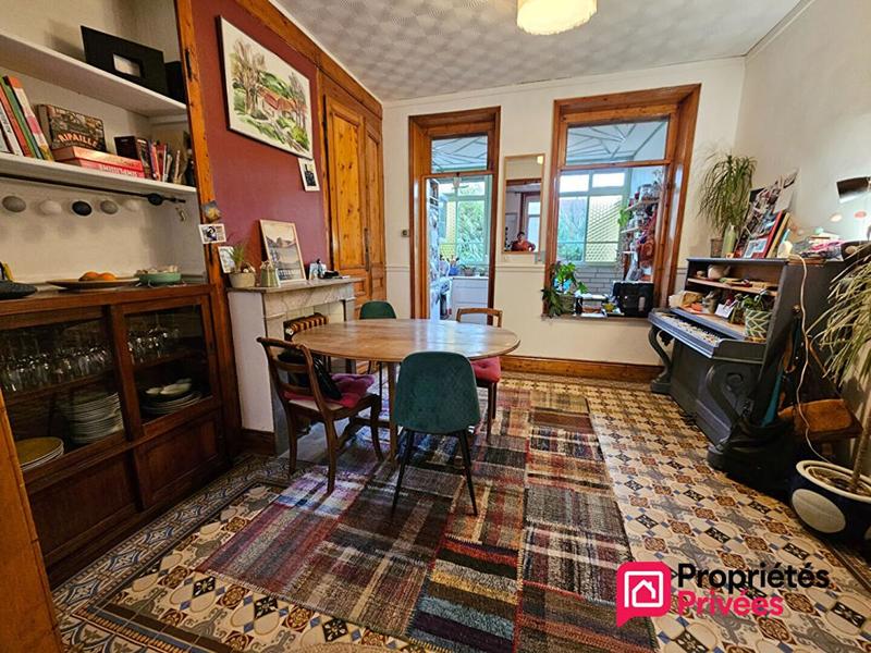 Maison - 102 m² - 5 pièces