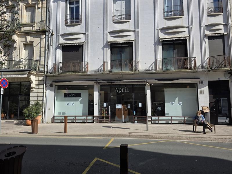 Local commercial - 135 m²